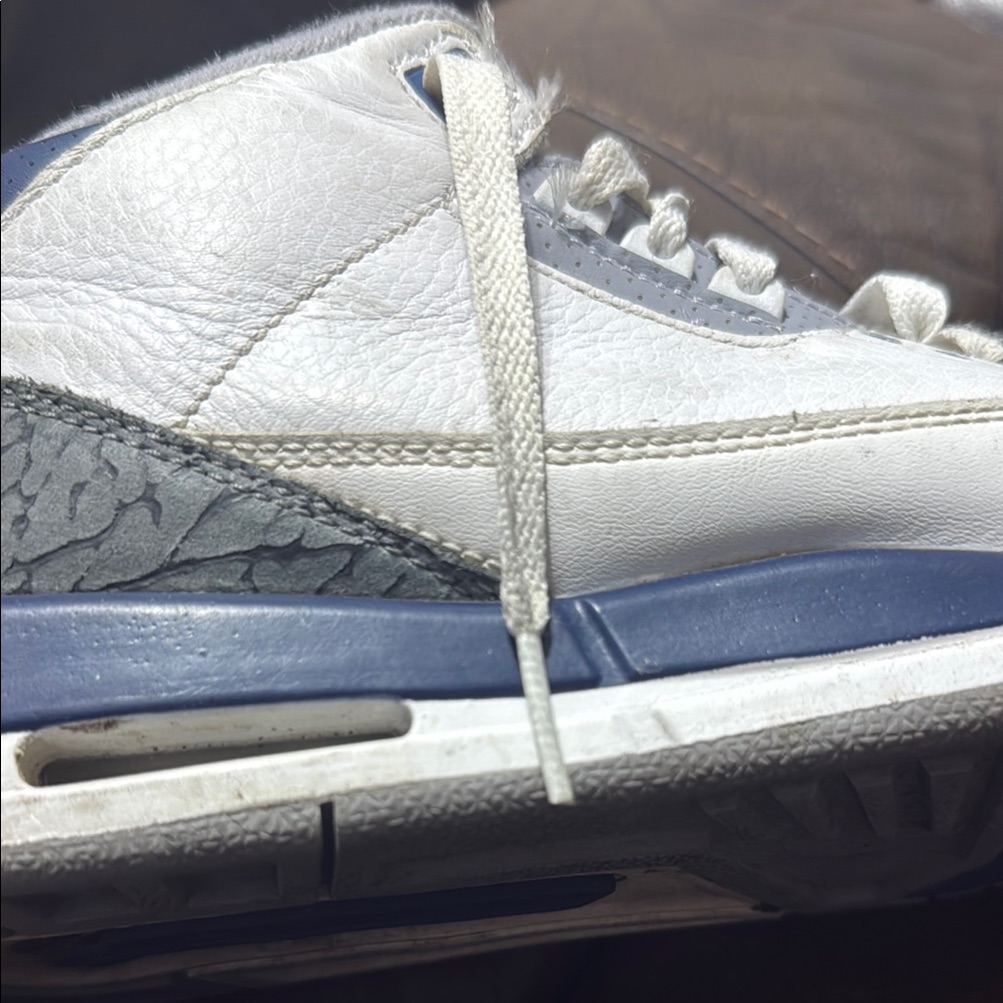 Jordan White And Blue Sneakers Classic Design